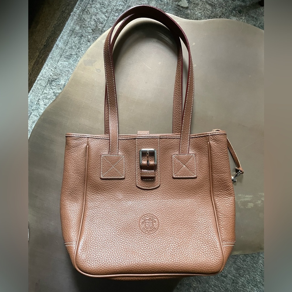 BEAUTIFUL Tan Dooney & Burke Leather Bag with Silver Buckle Accents